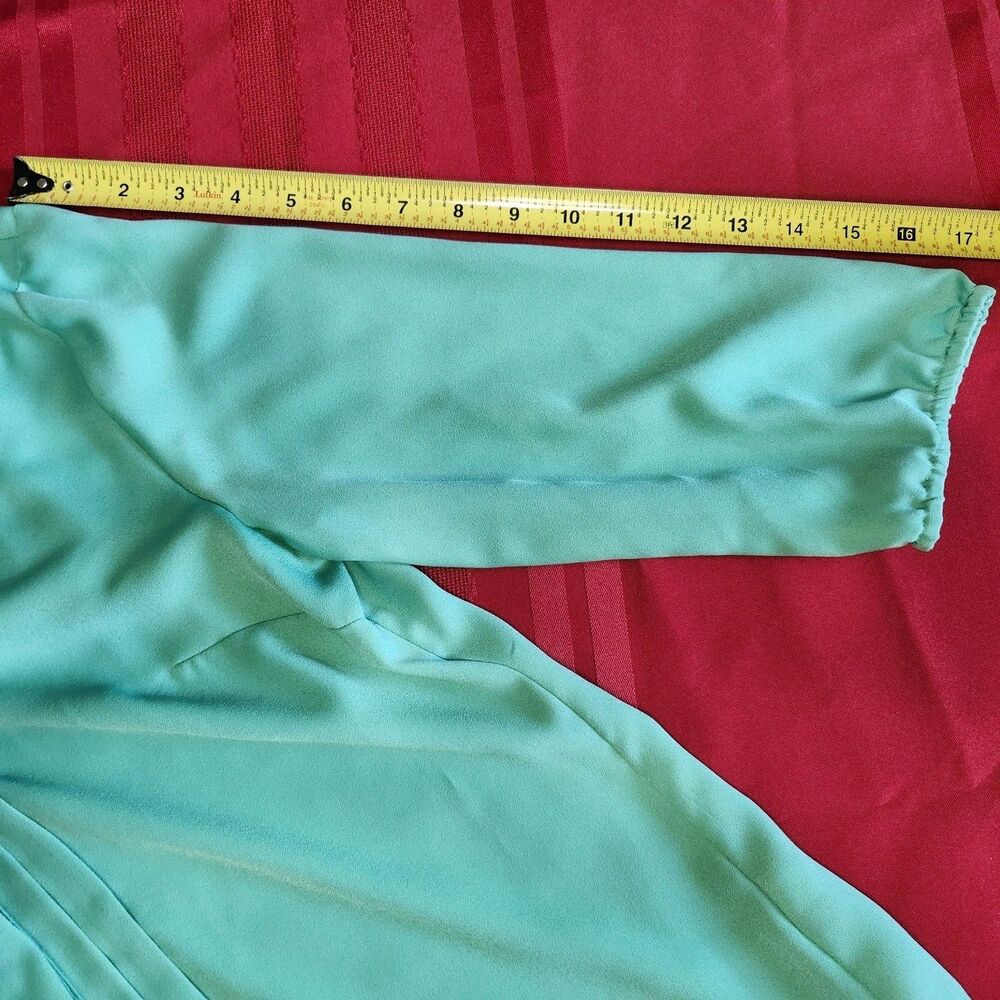 212 Collection Green Blouse Medium 3/4 Sleeve Pleated Front Top Office - Picture 9 of 11
